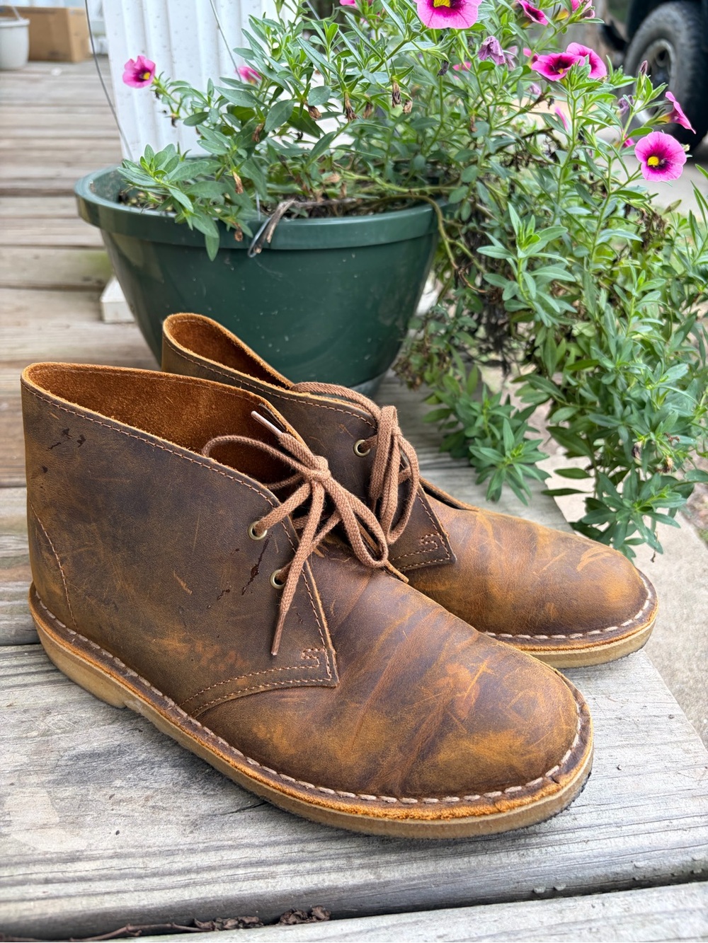 CLARKS ORIGINAL Distressed Brown Leather Chukka Boots
